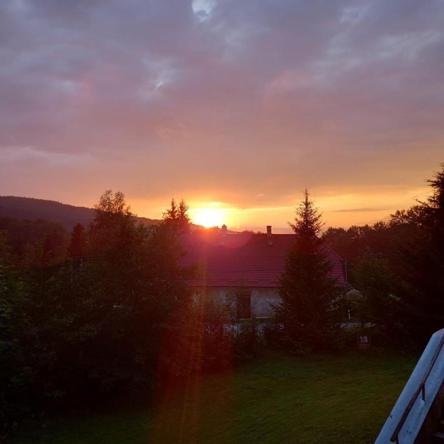 Apartman Novohradky 22 Benesov nad Cernou Dış mekan fotoğraf